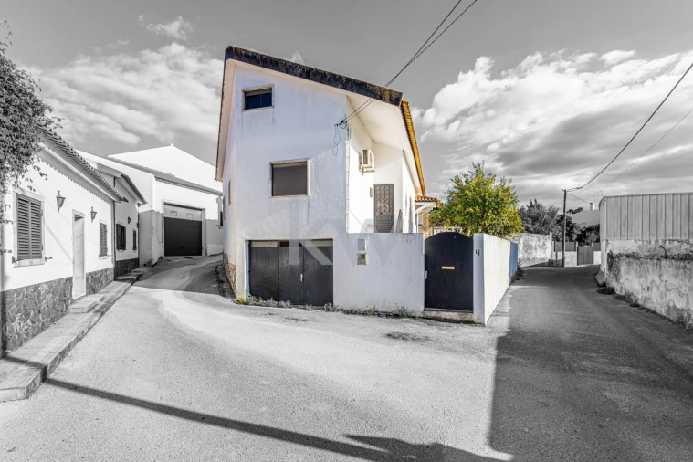 Moradia T3 para Venda em Achete, Azoia de Baixo e Póvoa de Santarém Foto 4