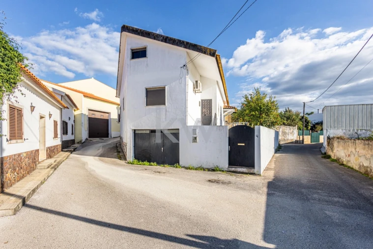 Moradia T3 para Venda em Achete, Azoia de Baixo e Póvoa de Santarém Foto 5