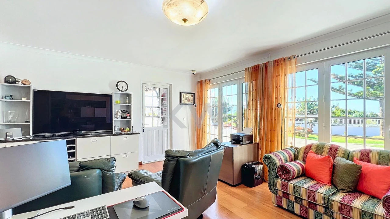 Moradia T5 para Venda em Madalena Foto 41