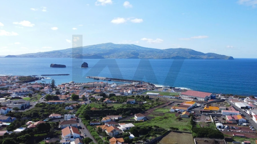 Moradia T5 para Venda em Madalena Foto 10