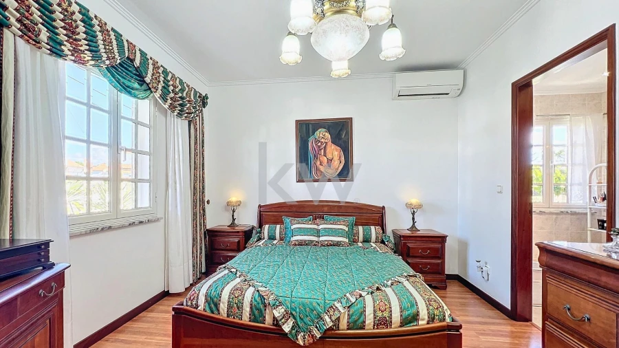 Moradia T5 para Venda em Madalena Foto 19