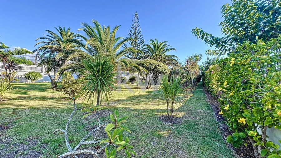 Moradia T5 para Venda em Madalena Foto 48