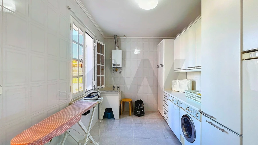 Moradia T5 para Venda em Madalena Foto 8