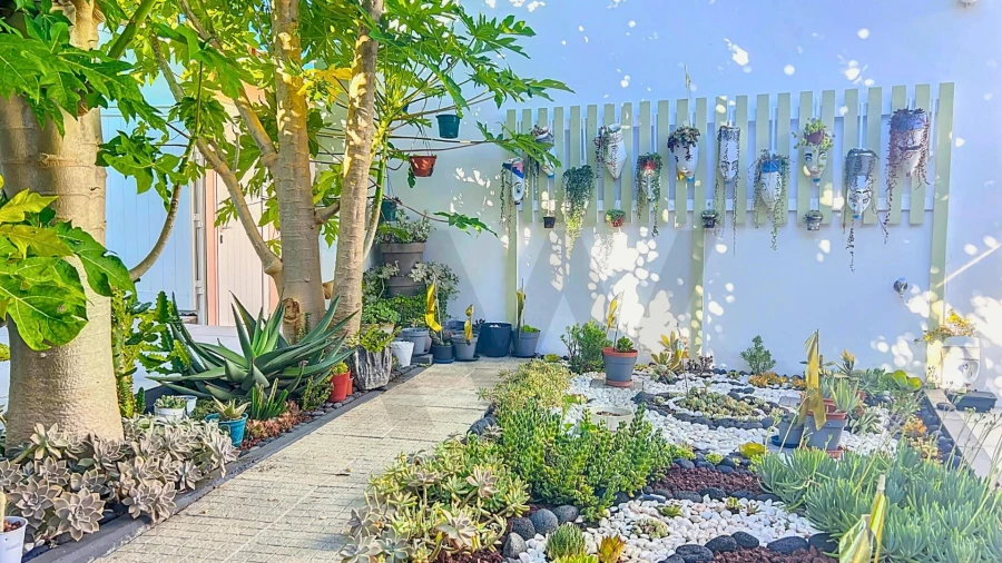 Moradia T5 para Venda em Madalena Foto 5