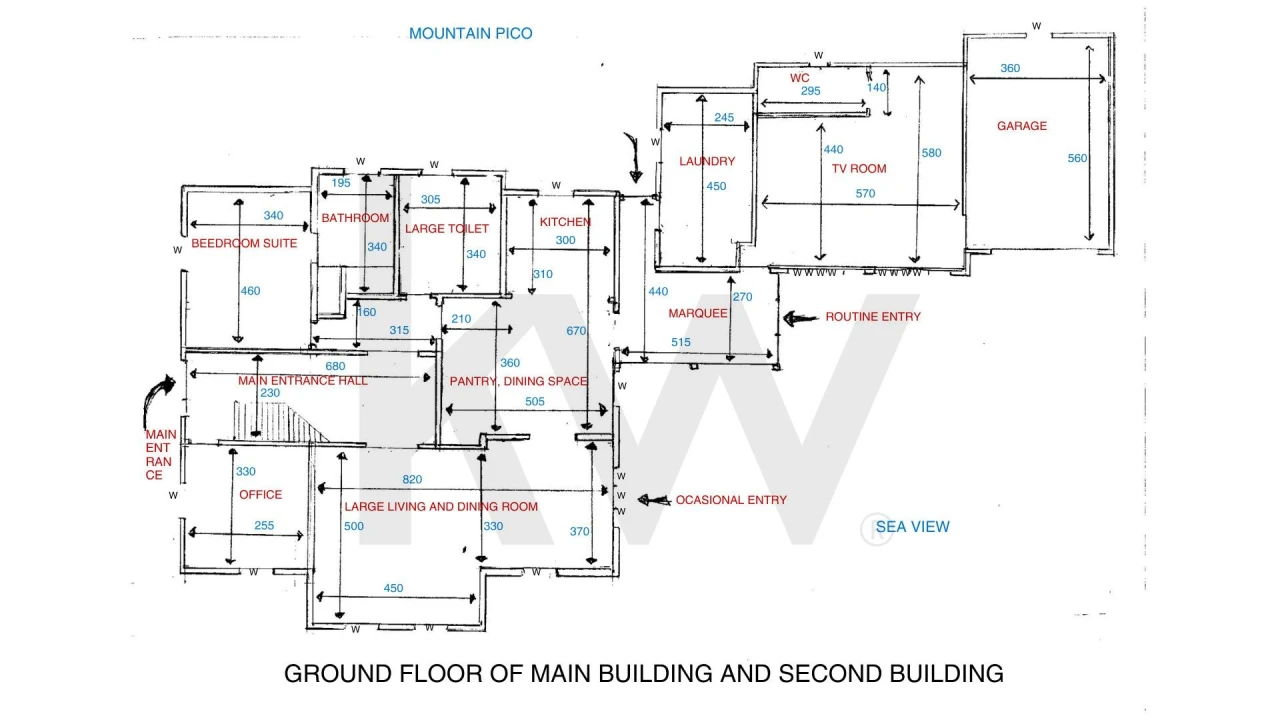 Moradia T5 para Venda em Madalena Foto 63