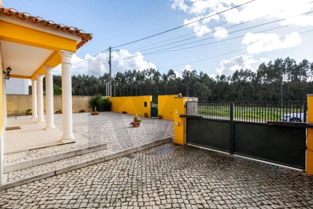 Moradia T3 para Venda em Fazendas de Almeirim Foto 21