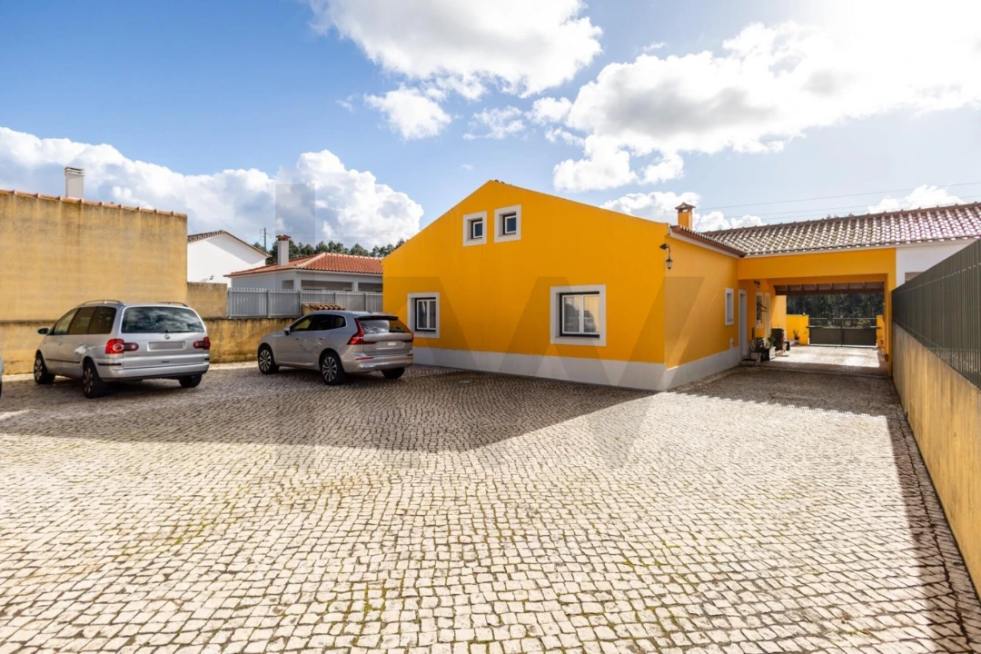 Moradia T3 para Venda em Fazendas de Almeirim Foto 27