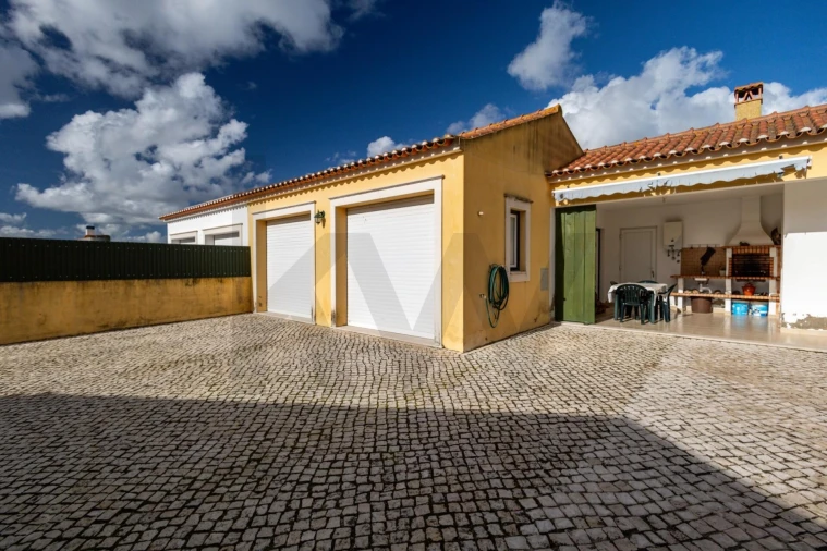 Moradia T3 para Venda em Fazendas de Almeirim Foto 26