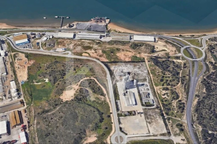 Terreno para Venda em Sado Foto 5