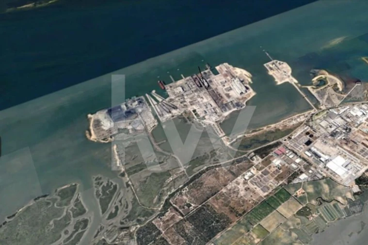 Terreno para Venda em Sado Foto 12