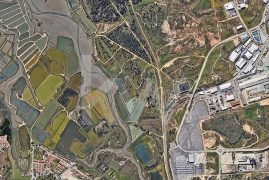 Terreno para Venda em Sado Foto 10