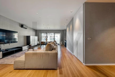 Apartamento T4 para Venda em São Martinho