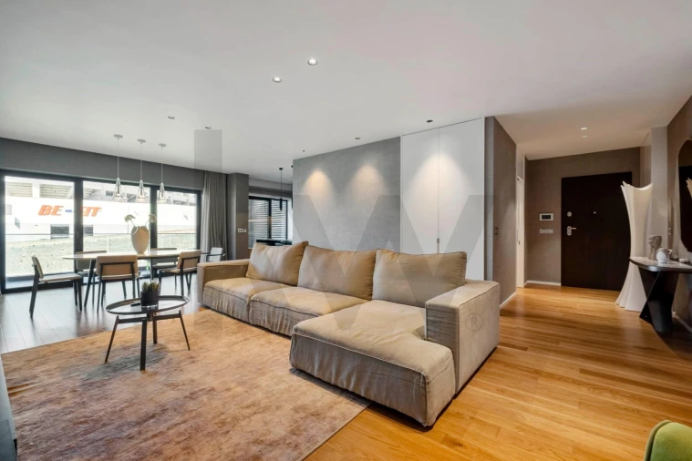 Apartamento T4 para Venda em São Martinho Foto 2