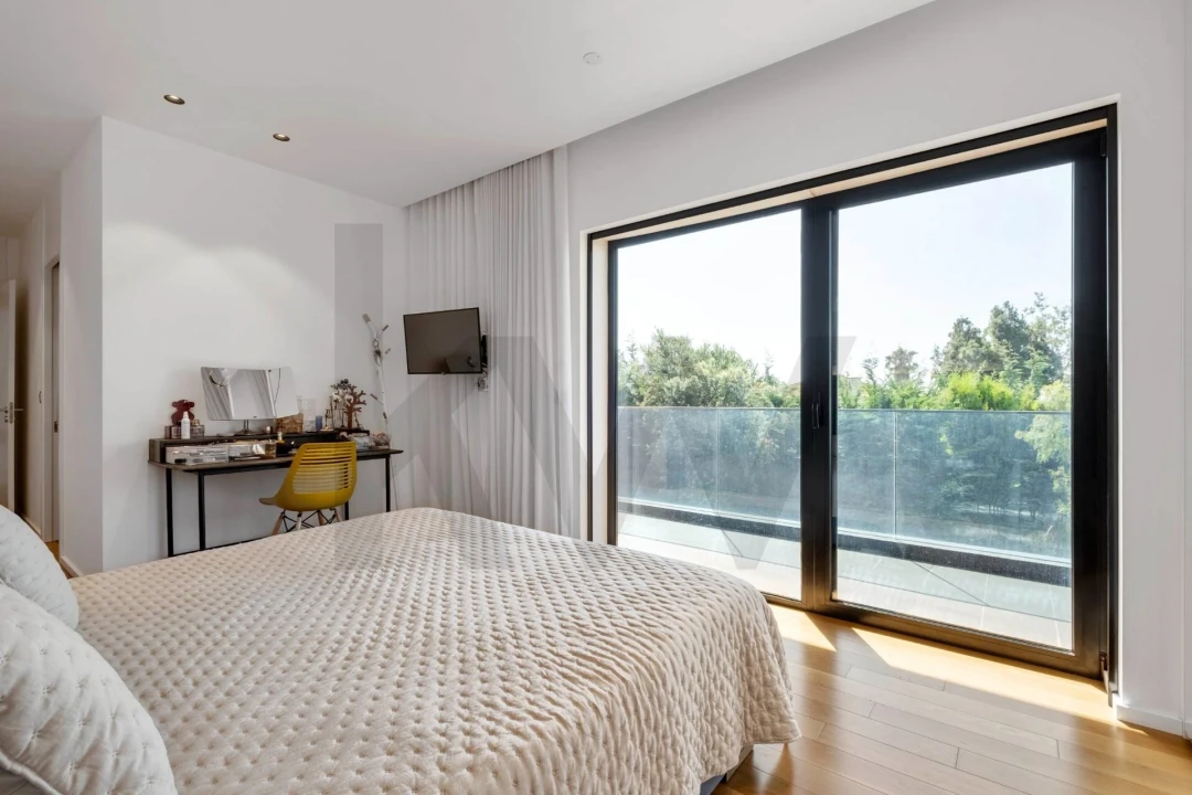 Apartamento T4 para Venda em São Martinho Foto 17