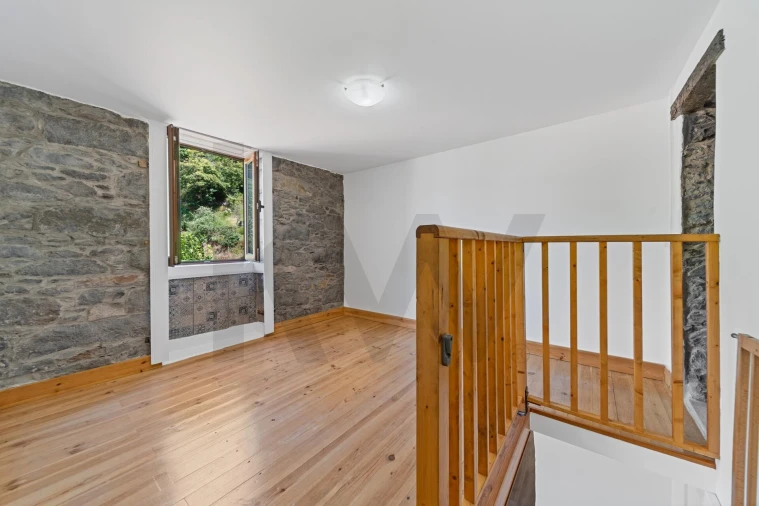 Moradia T2 para Venda em Gaula Foto 11