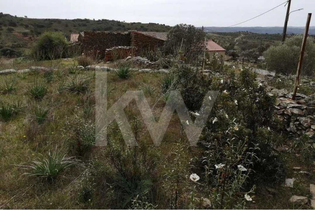 Moradia T2 para Venda em Alcoutim e Pereiro Foto 9