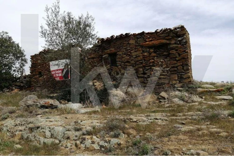 Moradia T2 para Venda em Alcoutim e Pereiro Foto 8