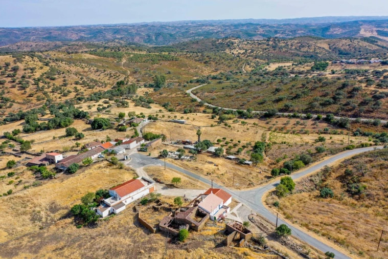 Moradia T2 para Venda em Alcoutim e Pereiro Foto 41