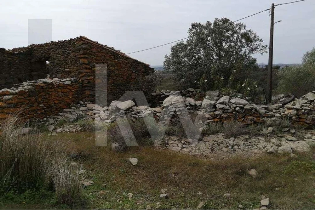 Moradia T2 para Venda em Alcoutim e Pereiro Foto 10