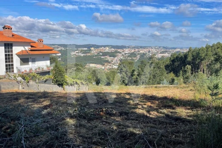 Terreno para Venda em O. Azeméis, Riba-Ul, Ul, Macinhata Seixa, Madail Foto 4