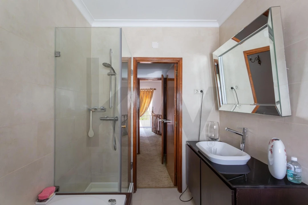 Moradia T4 para Venda em Oeiras e São Julião da Barra, Paço de Arcos e Caxias Foto 27