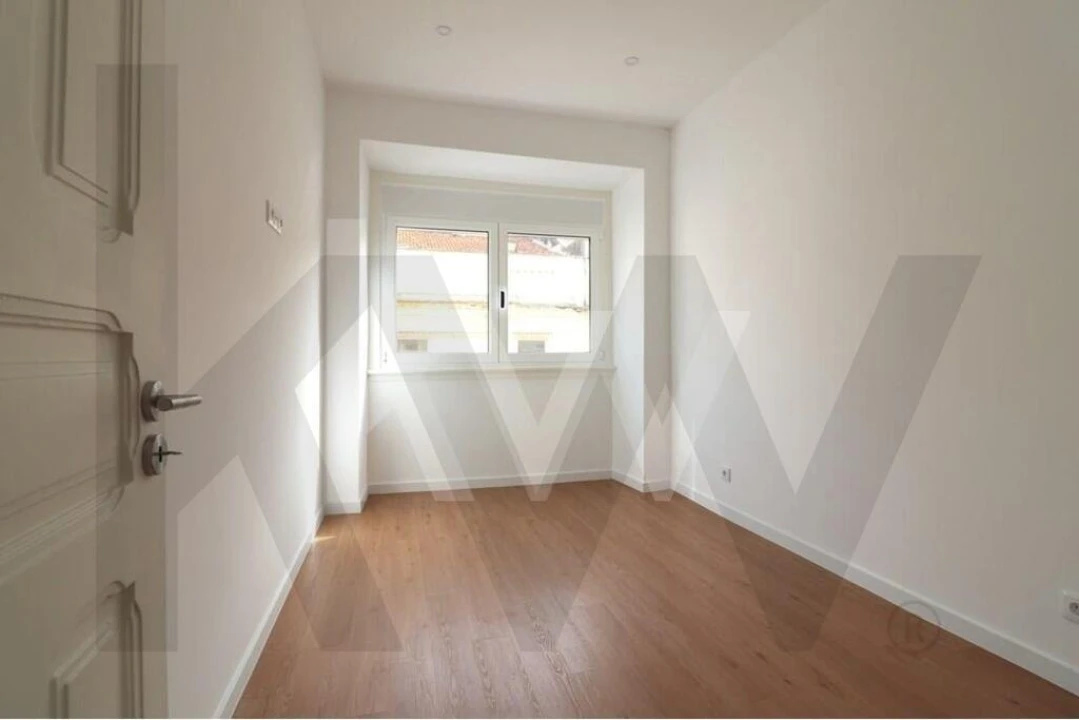 Apartamento T3 para Arrendamento em Beato Foto 18