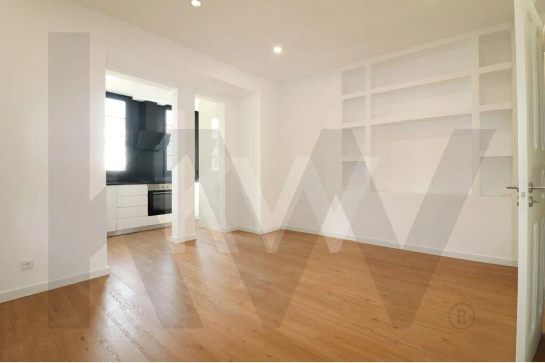 Apartamento T3 para Arrendamento em Beato Foto 9