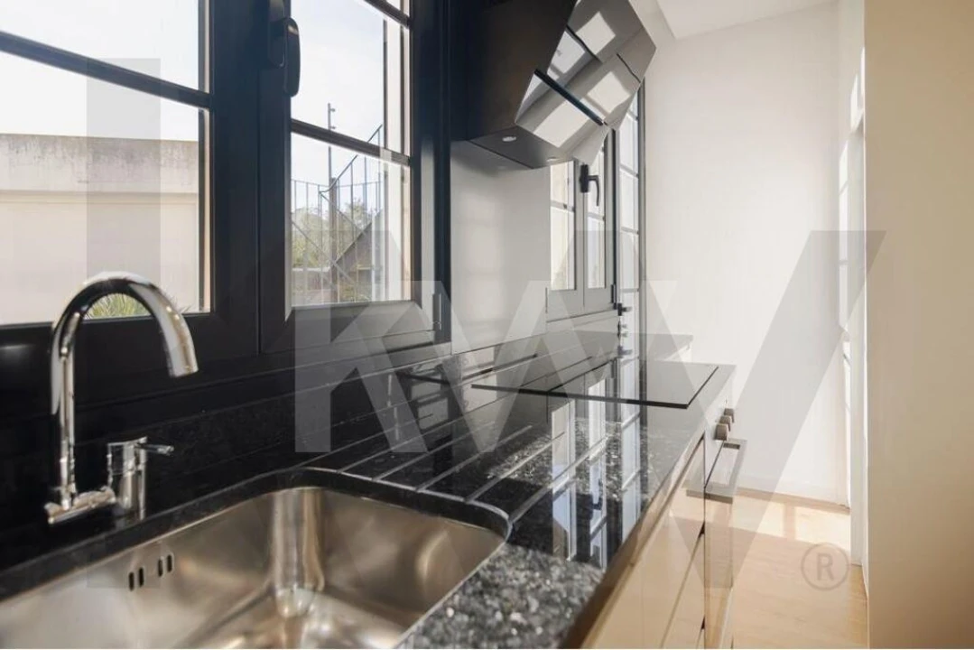 Apartamento T3 para Arrendamento em Beato Foto 2