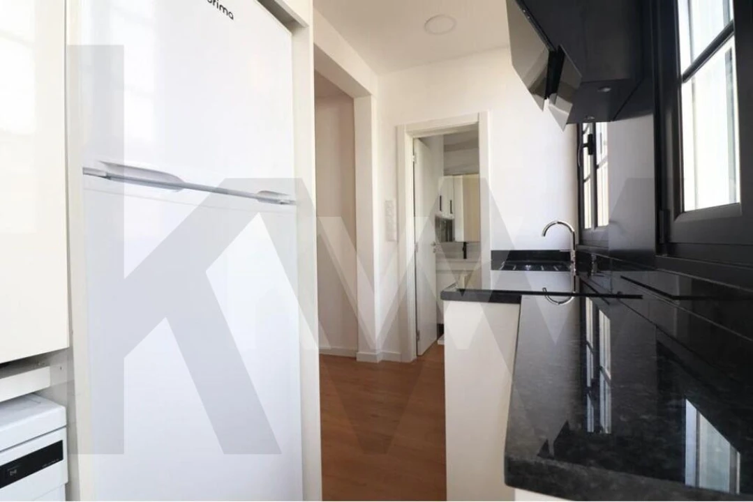 Apartamento T3 para Arrendamento em Beato Foto 4