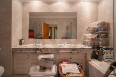 Apartamento T5 para Venda em Cedofeita, Santo Ildefonso, Sé, Miragaia, São Nicolau e Vitória