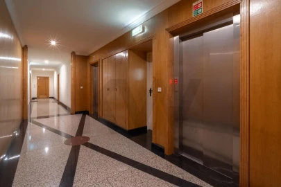 Apartamento T5 para Venda em Cedofeita, Santo Ildefonso, Sé, Miragaia, São Nicolau e Vitória