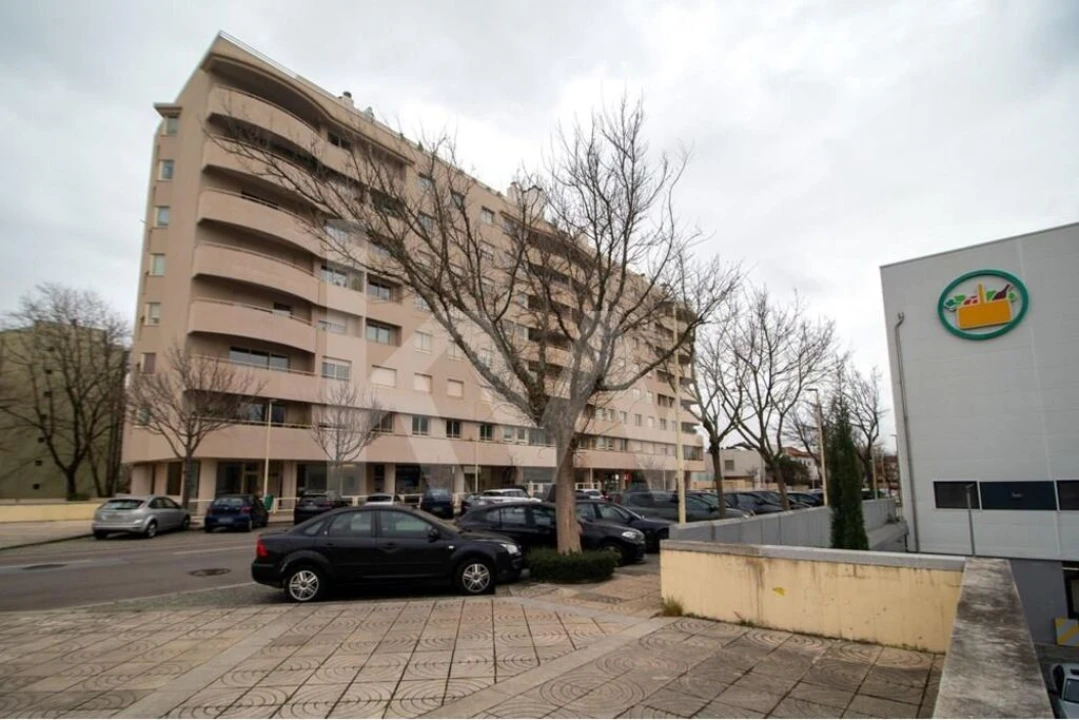 Apartamento T5 para Venda em Cedofeita, Santo Ildefonso, Sé, Miragaia, São Nicolau e Vitória Foto 31