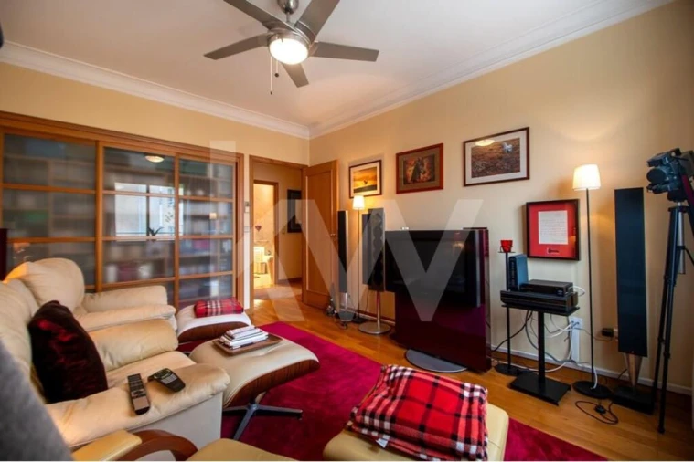 Apartamento T5 para Venda em Cedofeita, Santo Ildefonso, Sé, Miragaia, São Nicolau e Vitória Foto 23