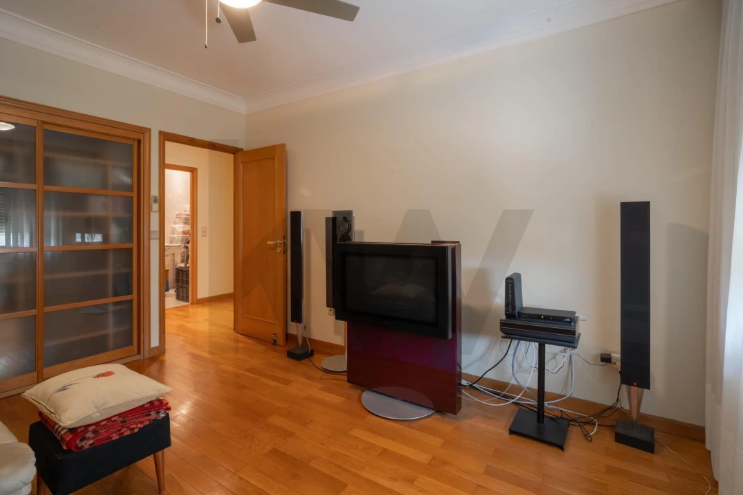Apartamento T5 para Venda em Cedofeita, Santo Ildefonso, Sé, Miragaia, São Nicolau e Vitória Foto 23