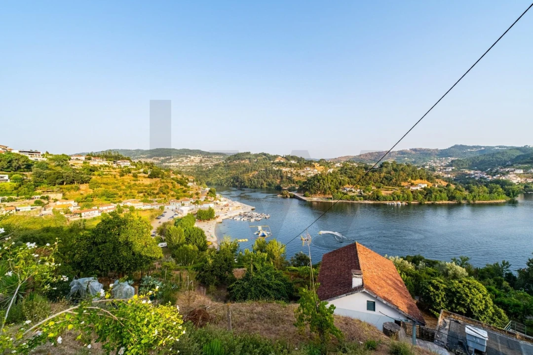 Quinta T3 para Venda em Alpendorada, Várzea e Torrão Foto 2