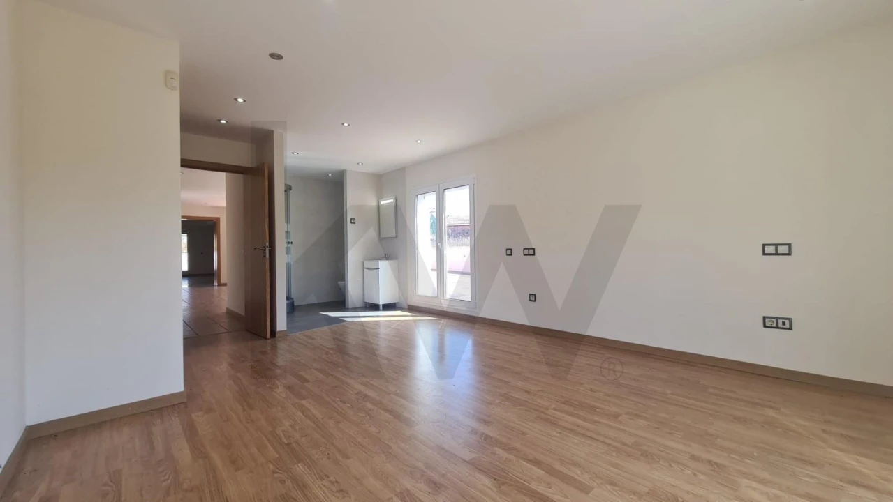 Moradia T7 para Venda em Bidoeira de Cima Foto 26