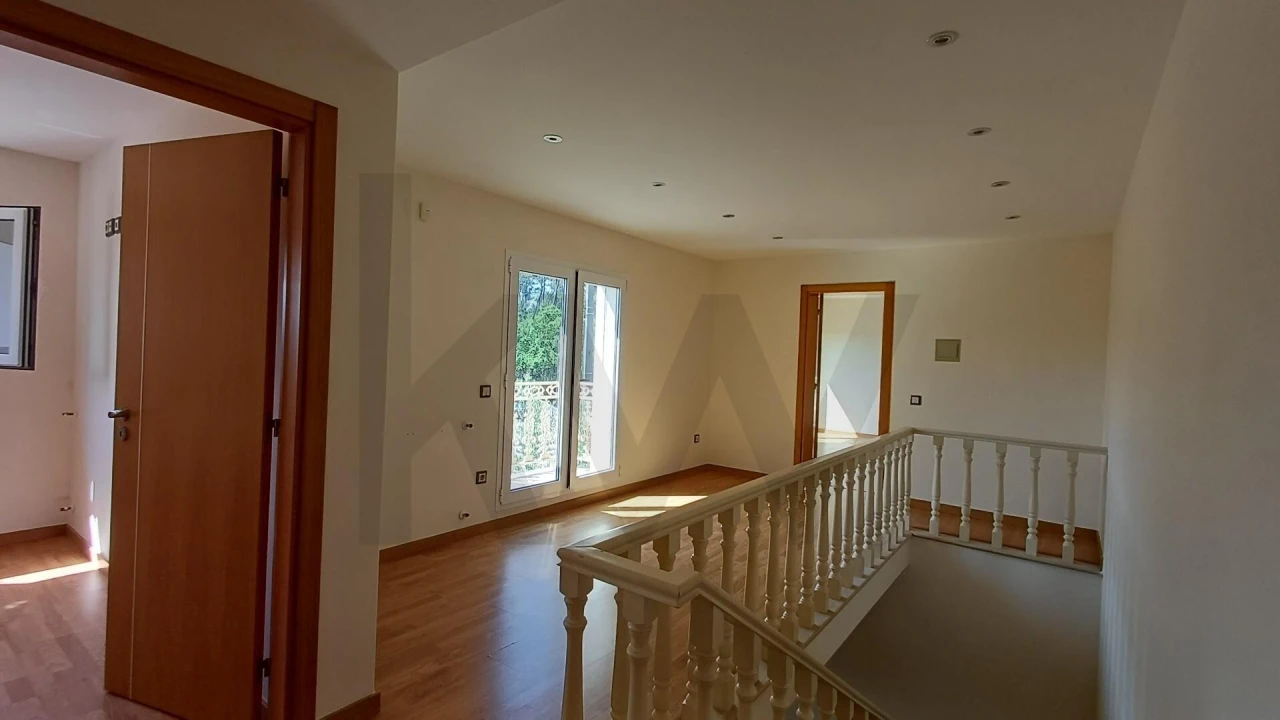 Moradia T7 para Venda em Bidoeira de Cima Foto 53