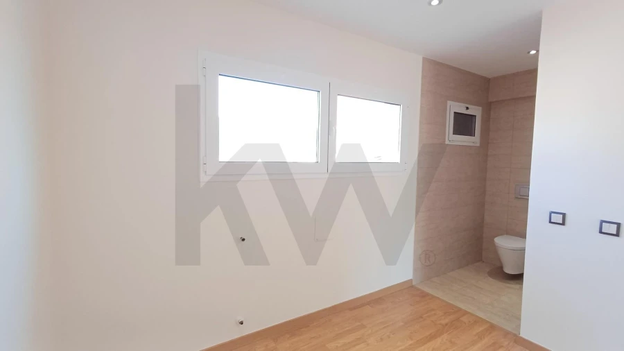 Moradia T7 para Venda em Bidoeira de Cima Foto 36