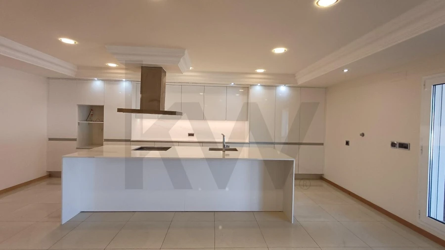 Moradia T7 para Venda em Bidoeira de Cima Foto 18