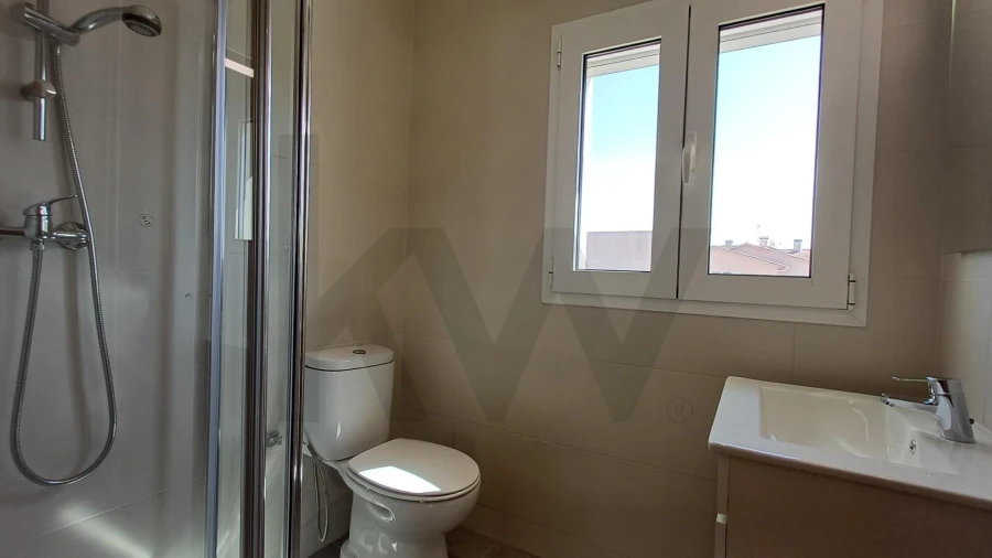 Moradia T7 para Venda em Bidoeira de Cima Foto 54