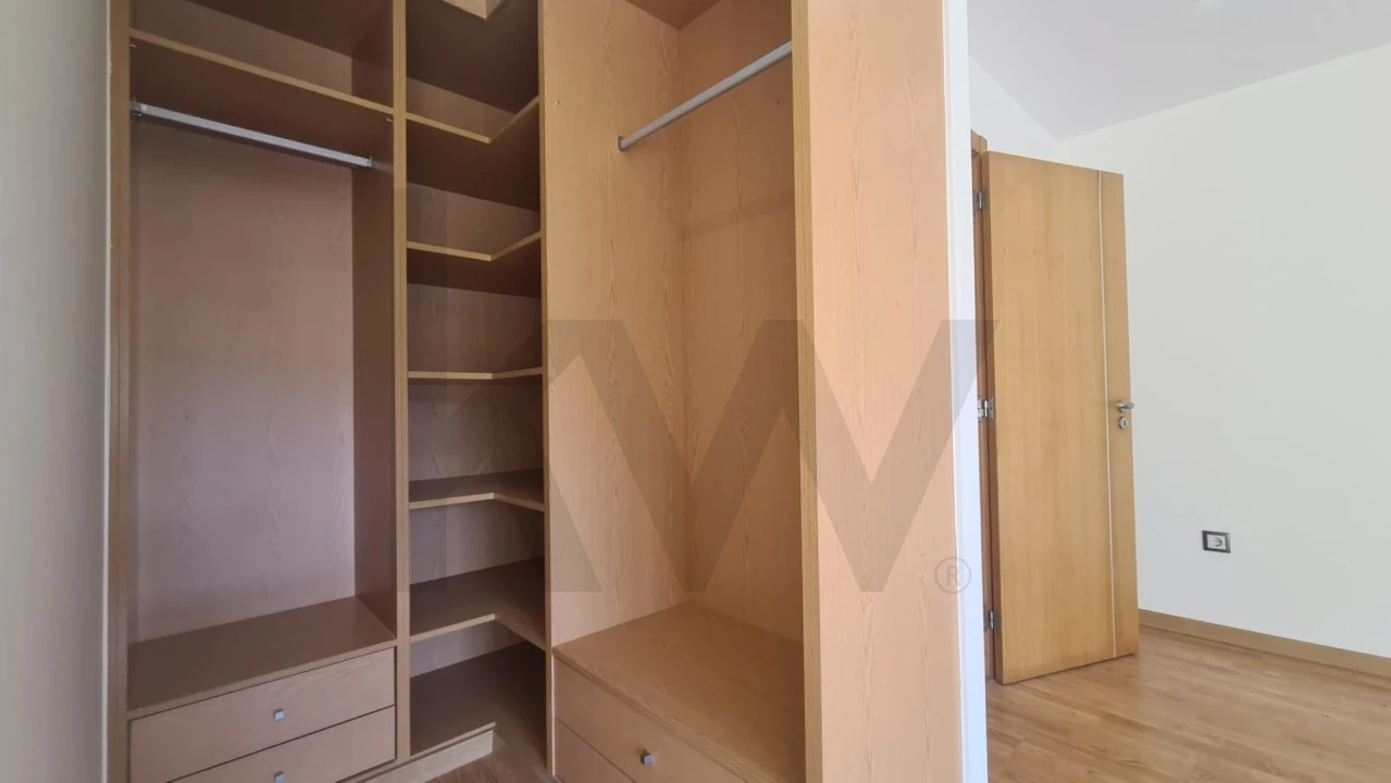 Moradia T7 para Venda em Bidoeira de Cima Foto 63