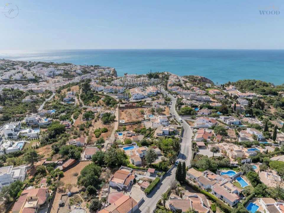 Moradia T4 para Venda em Lagoa e Carvoeiro Foto 2