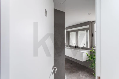 Escritório para Arrendamento em Santo António