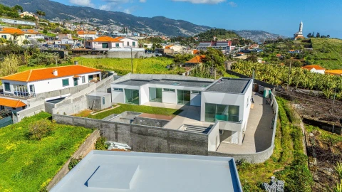 Moradia T3 para Venda em São Martinho