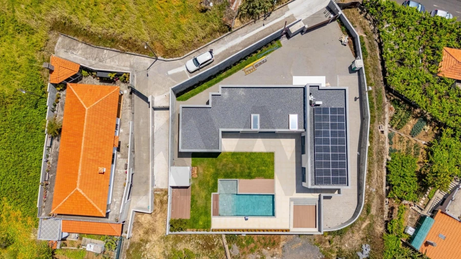 Moradia T3 para Venda em São Martinho Foto 9