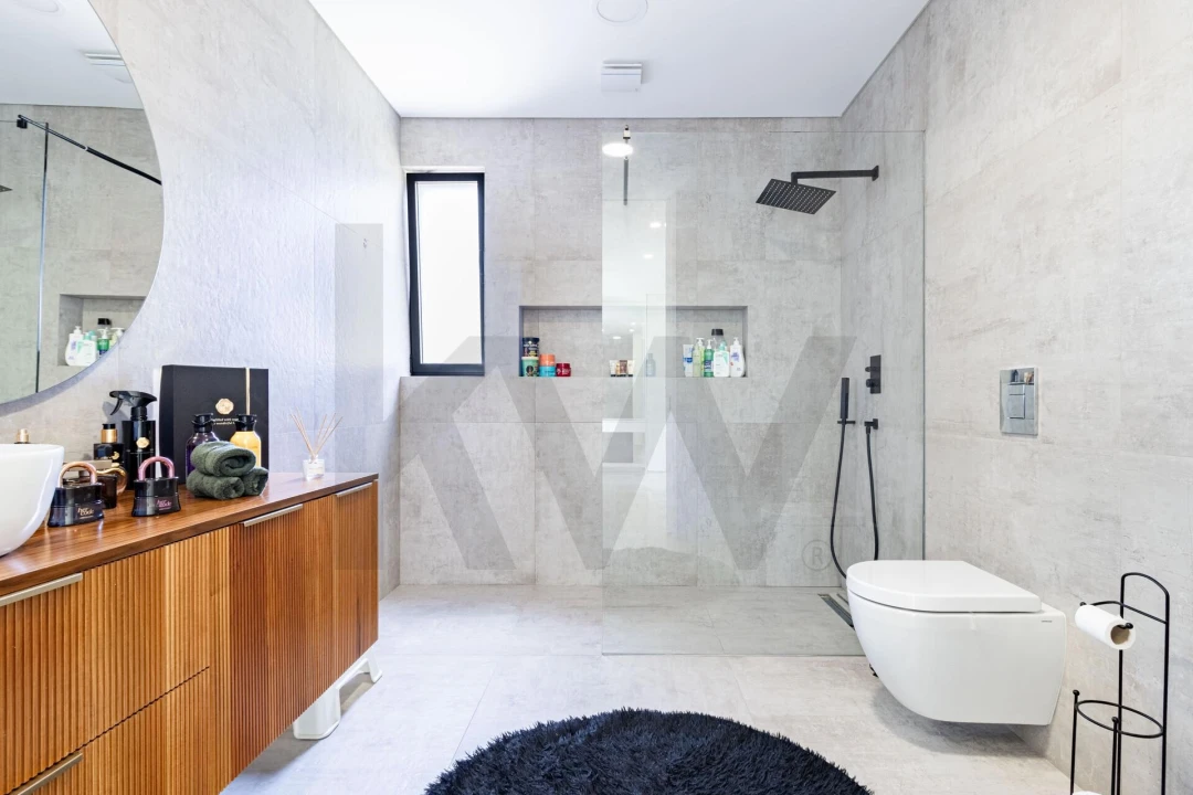 Moradia T3 para Venda em São Roque Foto 30