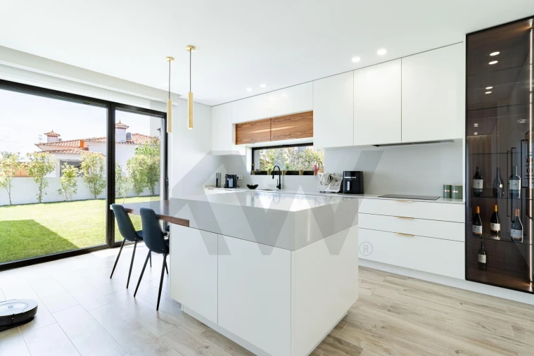 Moradia T3 para Venda em São Roque Foto 8