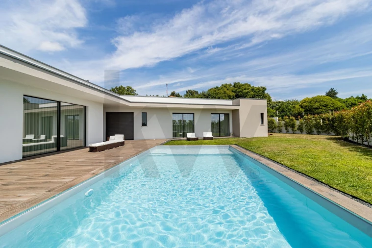 Moradia T3 para Venda em São Roque Foto 44