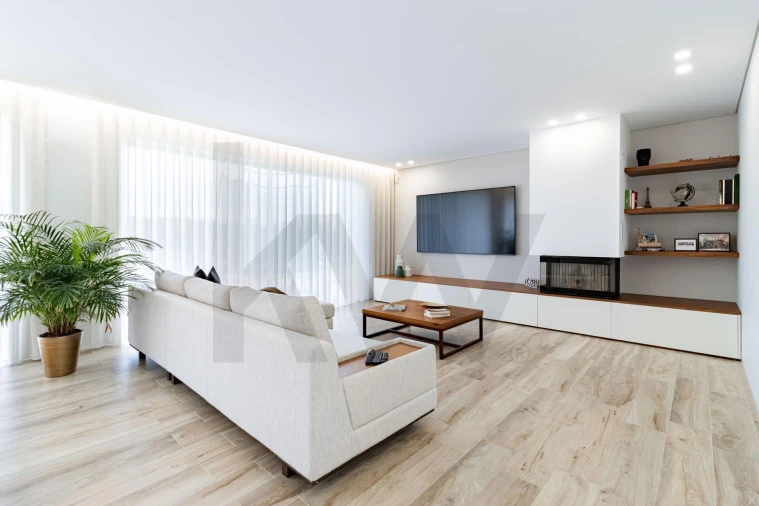 Moradia T3 para Venda em São Roque Foto 15