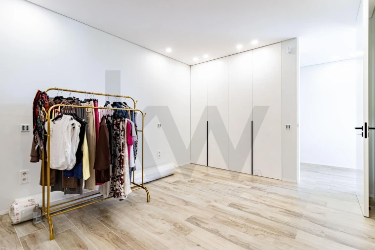 Moradia T3 para Venda em São Roque Foto 38